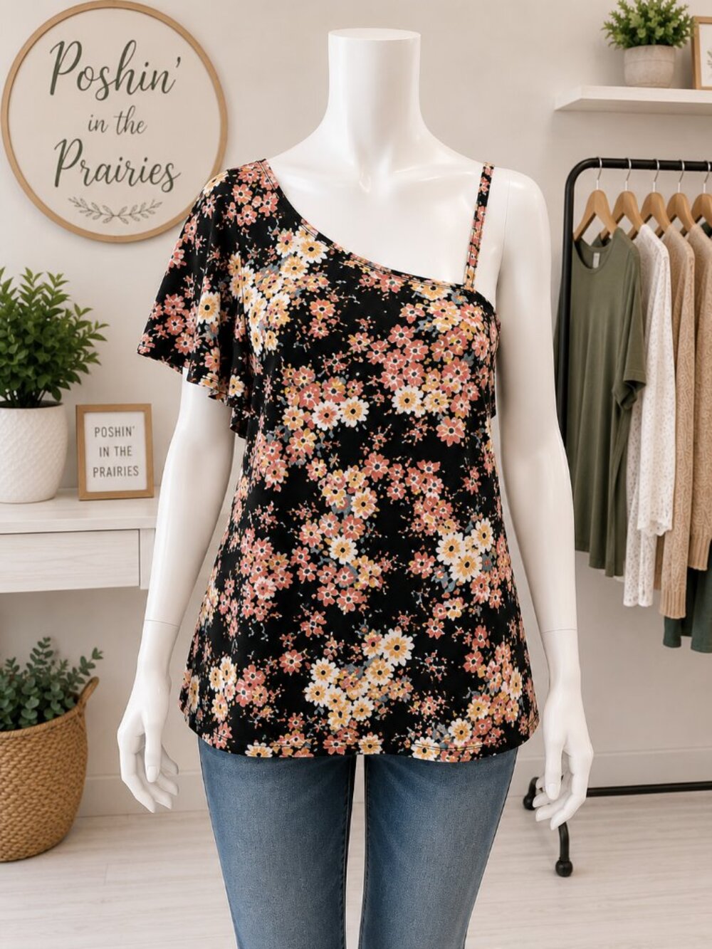 4 for $25 🌸 Maurice's Black Floral Cold Shoulder Top | 3X 🌸